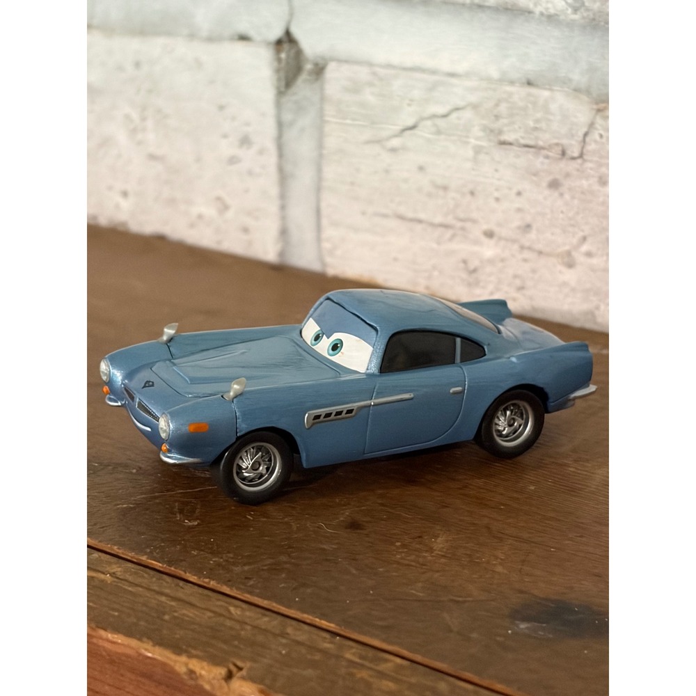 Disney Pixar Cars 2 Finn McMissile 1:55 Scale Diecast Car Mattel model V2799